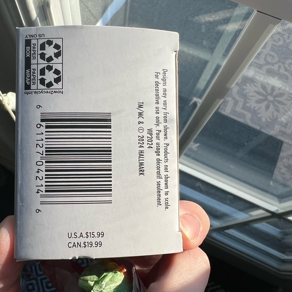 NEW Hallmark - 2024 Limited Edition Santa Ornament - Picture 6 of 7